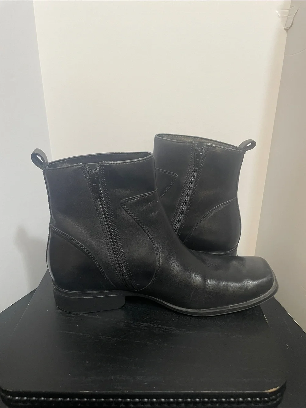 Rockport men toloni